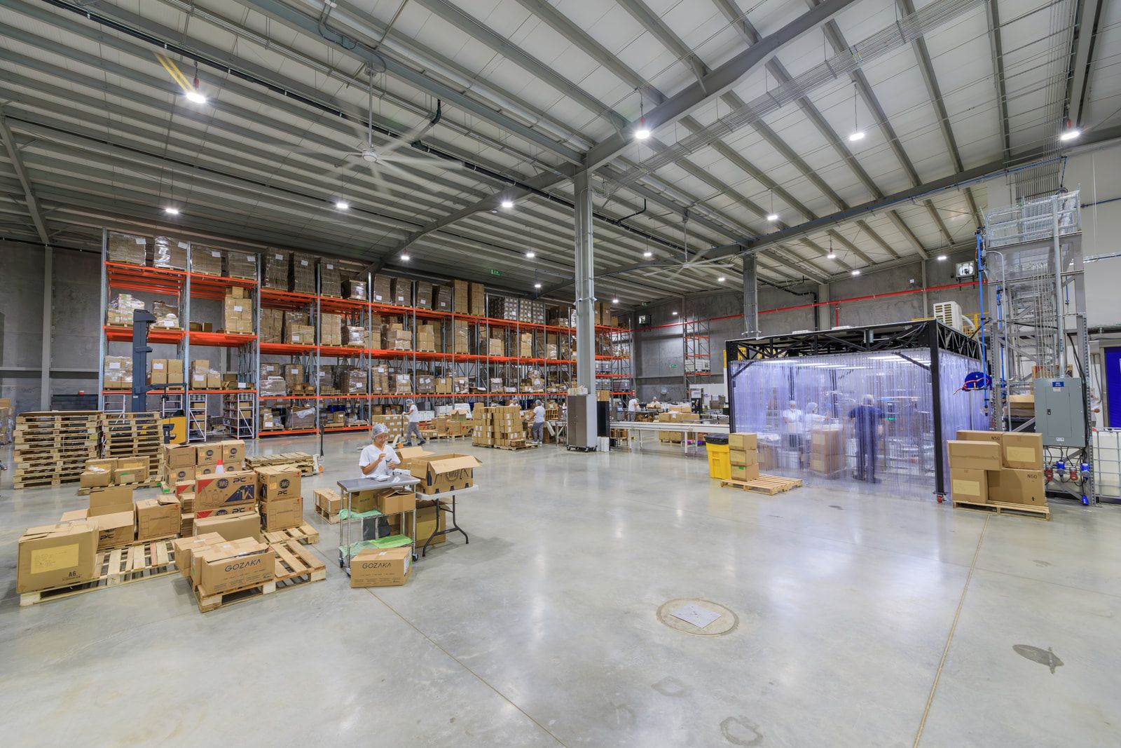 Finished-goods warehouse at Alquemis